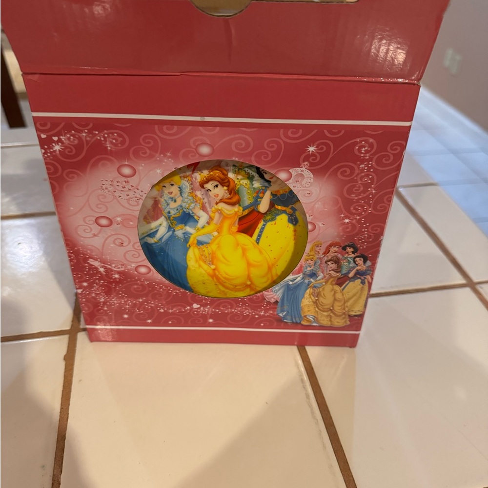 Princess Porcelain Tea Set - Picture 5 of 6